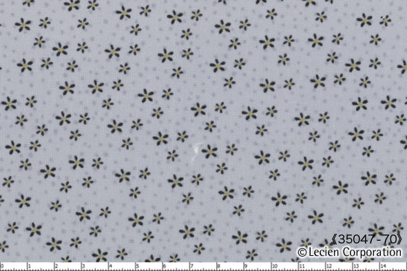 Quilting Fabric Lynette Anderson Mending Fences by Lecien # 35047-70